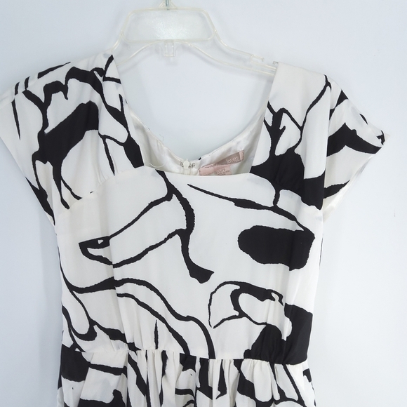 Love21 sleeveless patterned dress size XS - Picture 2 of 5